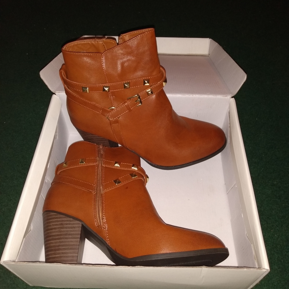 Brown boots